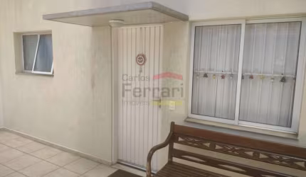 Sobrado em Condomínio em Santa Terezinha