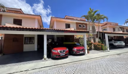 CASA PARA VENDA EM CONDOMINIO.