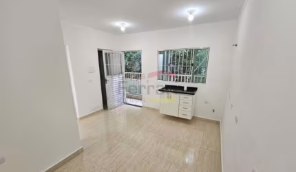 Casa condomínio a venda, Vila Medeiros, 01 dormitório, sala cozinha, sem vaga