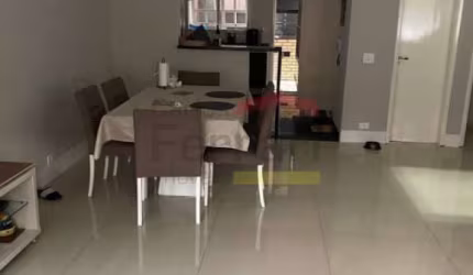 Sobrado Condomínio Fechado - Tremembé ótima localização totalmente arborizado
