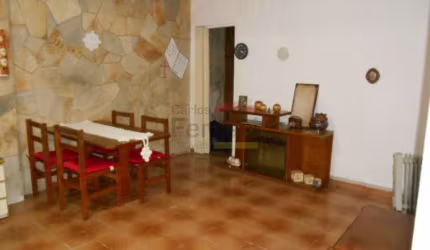 Casa Térrea de Vila com 92m², 2dormitórios, Sem vaga de garagem