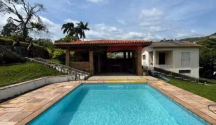 CHÁCARA EM ATIBAIA - 400 M2 DE ÁREA CONTRUÍDA. 6.000 M2 DE TERRENO