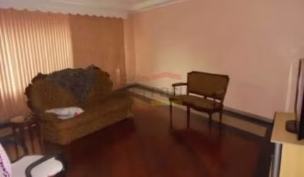 Sobrado no Jardim França, 720 m2, 4 suítes com hidro, 7 vagas de garagem