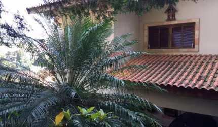 More perto na cidade com clima de casa de campo