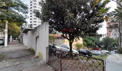 Terreno 500 metros quadrados/Vende