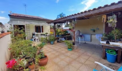 SOBRADO NO PARQUE MANDAQUI, CONTENDO 3 SUÍTES, AQUECEDOR SOLAR, E 3 VAGAS