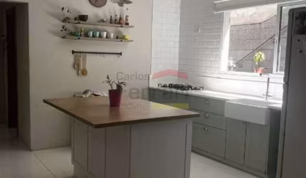 Sobrado com 2 quartos, 1 suite , 2 vagas à venda, 200m² - Jardim Daysy -/Bortolandia