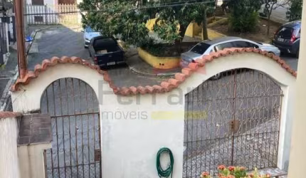 Sobrado em vila de Perdizes, 03 dorm. sendo 01 suite, c/ 4 vagas. Prox. Av Sumaré, R$1.700.000,00 !!