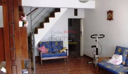 SOBRADO CHORA MENINO