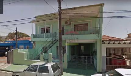 SOBRADO GRANDE COM 2 CASAS COM 2 DORMITÓRIOS CADA