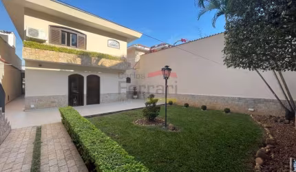 Sobrado à venda com 4 dormitórios e 6 vagas no Jardim França