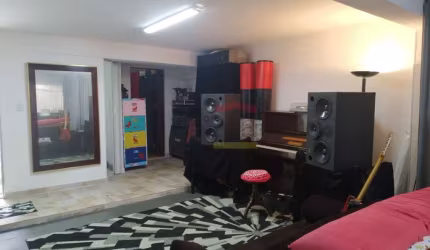 CASA NO JARDSÃO PAULO COM 4 DORMITÓRIOS, 4 WCS, 2DEPÓSITOS, 2 BAGAS DE GARAGEM - POSSUI 4 NÍVEIS