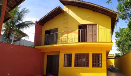 Casa em Itanhaém  com piscina