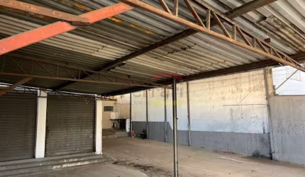 Galpão Lauzane com 345 m2