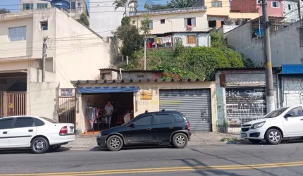 sobrado com dois pontos comerciais no jardim Peri