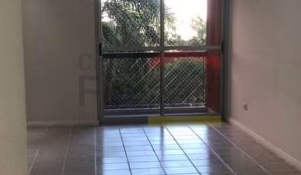 APARTAMENTO BEM LOCALIZADO NA AGUA FRIA