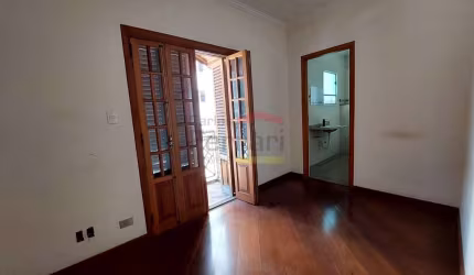 Sobrado na Água Fria - venda ou locação 3 quartos e 4 vagas de garagem