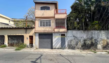 Sobrado para alugar na Casa Verde com 4 dormitórios,  próximo da Av. Braz Leme!