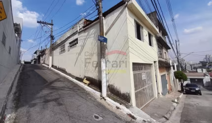 Venda - Locação Sobrado espaçoso com renda no Parque Mandaqui