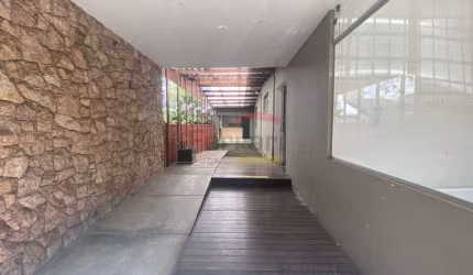 Casa Comercial Alto da Lapa, 6comodos, 9 Vagas