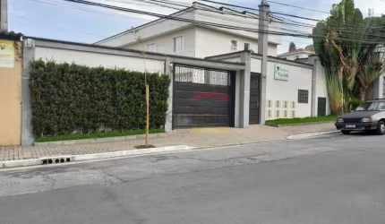 Excelente sobrado com 75m2 ao lado da Serra da Cantareira e dentro de Condomínio Fechado !