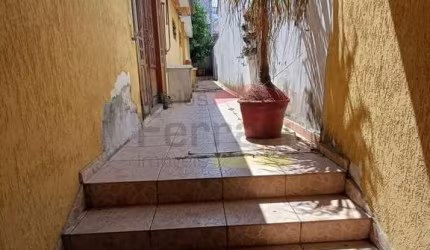 Casa  Vila Mazzei com 3 dormitórios sendo um suíte , 2 vagas