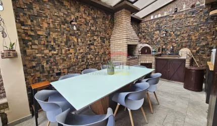 Casa Térrea á venda em Santana