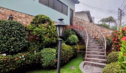 CASA PARA LOCAÇÃO NO BARRO BRANCO
