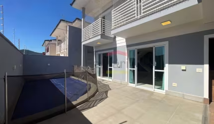 SOBRADO DE ALTO PADRÃO NO TREMEMBÉ.