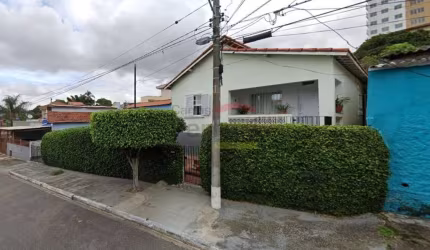 Casa Térrea  com 2 quartos, 2 vagas- Vila Campanela/Artur Alvim-- ZL