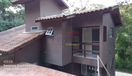 Lindo sobrado com excelente projeto