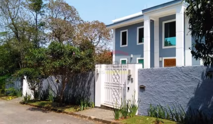 Casa a venda no Condominio Alpes da Cantareira, na Serra da Cantareira!