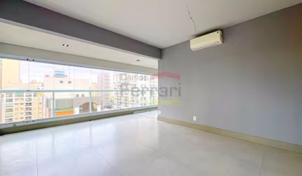 Apartamento de 121m² com 2 suítes, mobiliado, andar alto, no Amplify Moema, próximo ao metrô e shopp