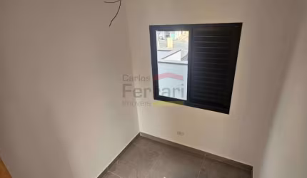 Apartamento com 2 Dormitórios à Venda na Parada Inglesa com varanda