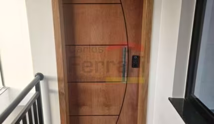 Apartamento com 2 Dormitórios à Venda na Parada Inglesa com varanda