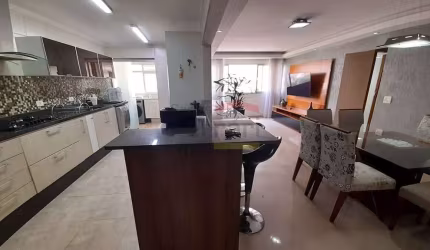 Apartamento no Jardim São Paulo, semi decorado, 2 dormitórios, 1 vaga, sem elevador, no 3º andar