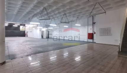 Galpão Comercial em Santana com 3 vagas.