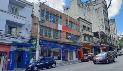 Prédio comercial à venda com loja e salas locadas em Santana