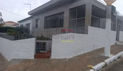 Casa Térrea no Imirim, com 3 quartos e 6 vagas de garagem