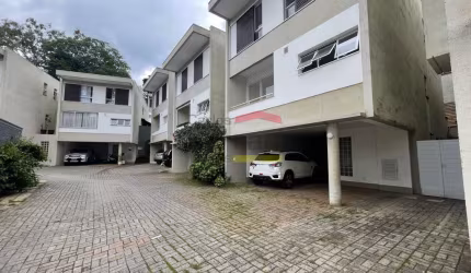 CASA EM CONDOMINIO FECHADO TREMEMBE .