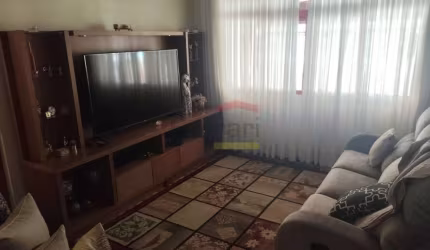 SÃO 2 CASAS NO TERRENO  NO IMIRIM- UMA COM 3 DORMITÓRIOS E A OUTRA COM 2 DORMIT., 4 VAGAS GARA GEM