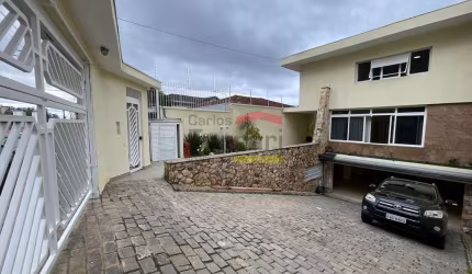 Sobrado com piscina no Jd. França  !!!