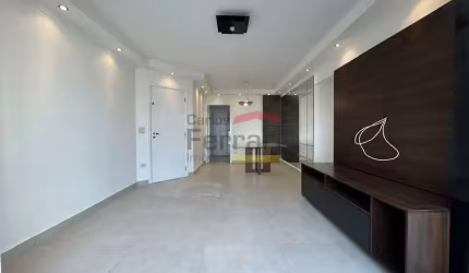 Apartamento à venda com 2 dormitórios, varanda gourmet e 2 vagas em Santana