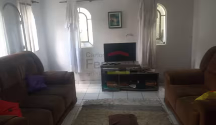Casa assobradada, a venda, Jardim Bom Clima - Guarulhos, 04 dormitórios, 01 suíte, 03 vagas, edícula
