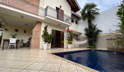HORTO FLORESTAL CASARÃO NA PRAÇA - R$. 3.590.000,00 UNICO - EXCLUSIVO