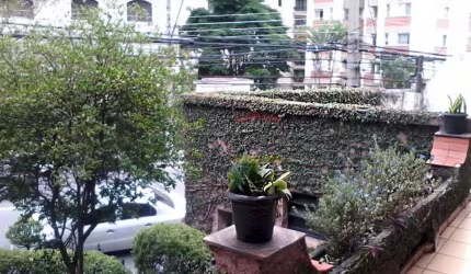 CASA ASSOBRADADA NA REGIÃO DO TUCURUVI CONTENDO 3 DORMITORIOS, 3 VAGAS