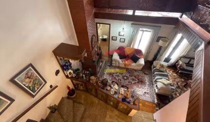 CASA ASSOBRADADA NA SERRA DA CANTAREIRA
