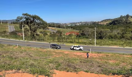 Terreno à venda com 360 metros no condomínio Elementum Atibaia