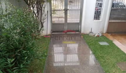 RARIDADE !!!! CASA TOTALMENTE TÉRREA NO JD. FRANÇA !!!