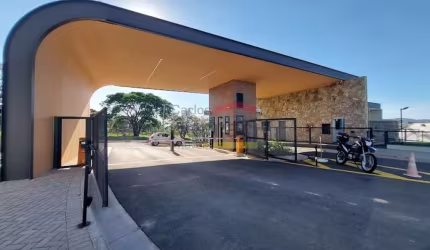Terreno à venda com 334,74 metros no condomínio Reserva São Nicolau